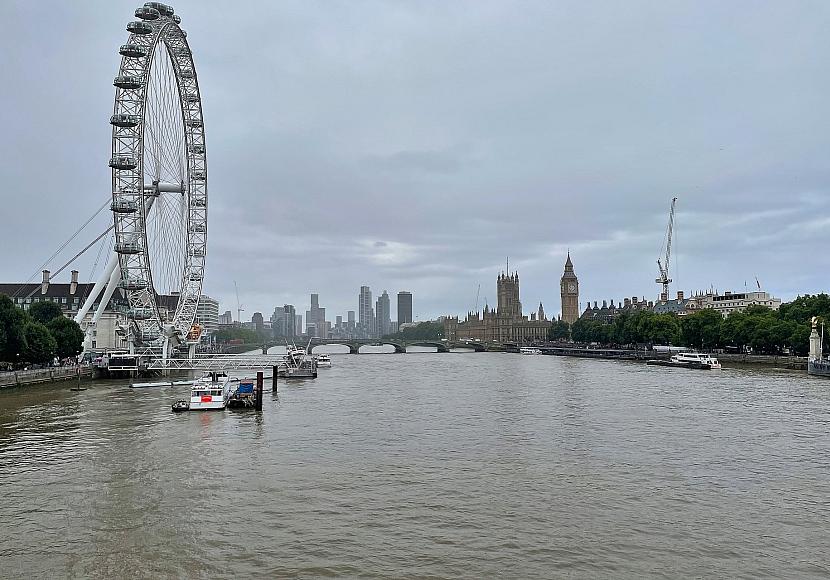 Zeta-Jones isst in London immer Fish & Chips