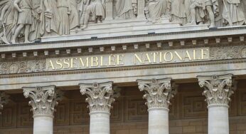 Politik-Krise in Paris: Ifo sieht Risiken für Konjunktur in Europa