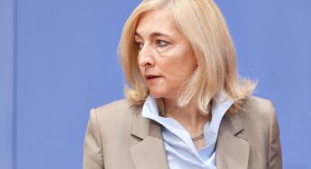 Gesundheitsministerin gegen Pflegevollversicherung