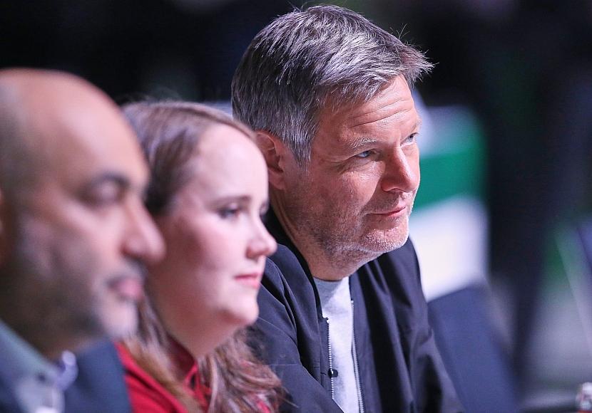 Ex-Grünen-Chefin Lang erklärt Habeck-Strategie für gescheitert