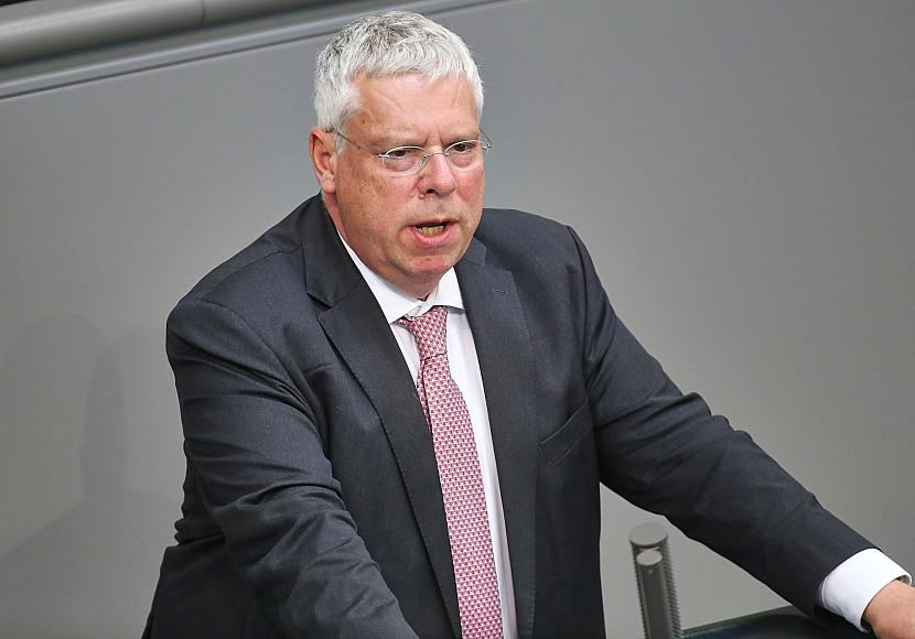 Deutsche Außenpolitiker blicken verhalten optimistisch nach Nahost