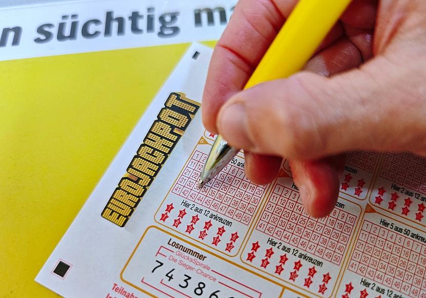Gewinnzahlen Eurojackpot vom Dienstag (02.12.2025)
