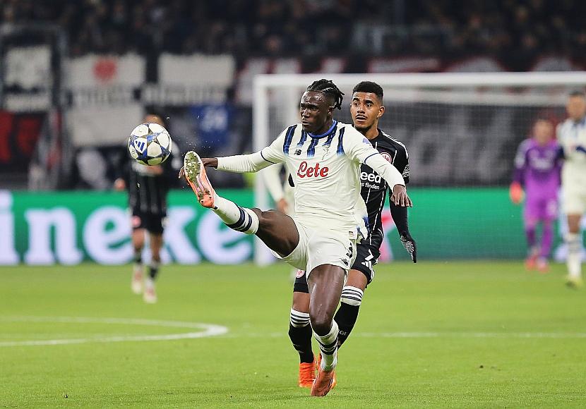 Champions League: Frankfurt und Bayern kassieren bittere Pleiten