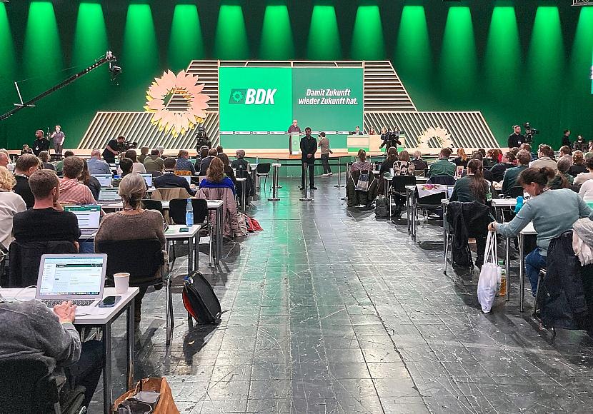 Grüne setzen Parteitag fort – Antragsberatung im Fokus