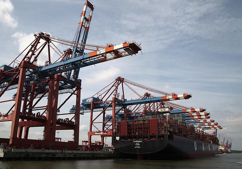 Exporte steigen minimal – Importe sinken