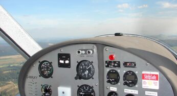 Es gibt Opfer: Flugzeug muss mitten in Deutschland notlanden