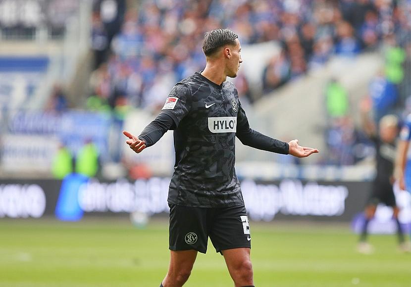 2. Bundesliga: Elversberg verdrängt Paderborn von Rang zwei