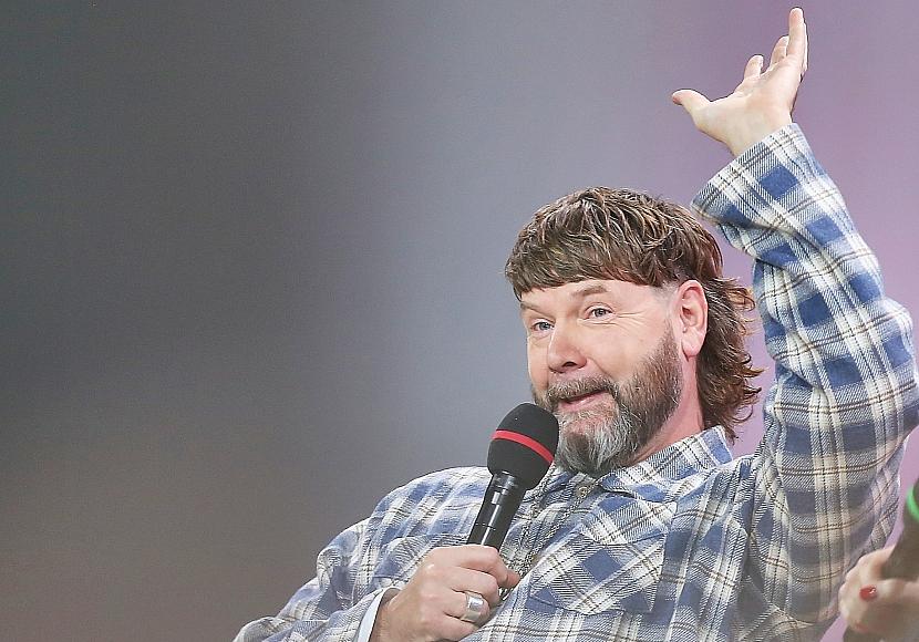 Weihnachtslieder dominieren Single-Charts – Rea Garvey neu dabei