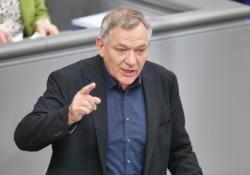 Van Aken fordert Ersatzfeiertage für 2026