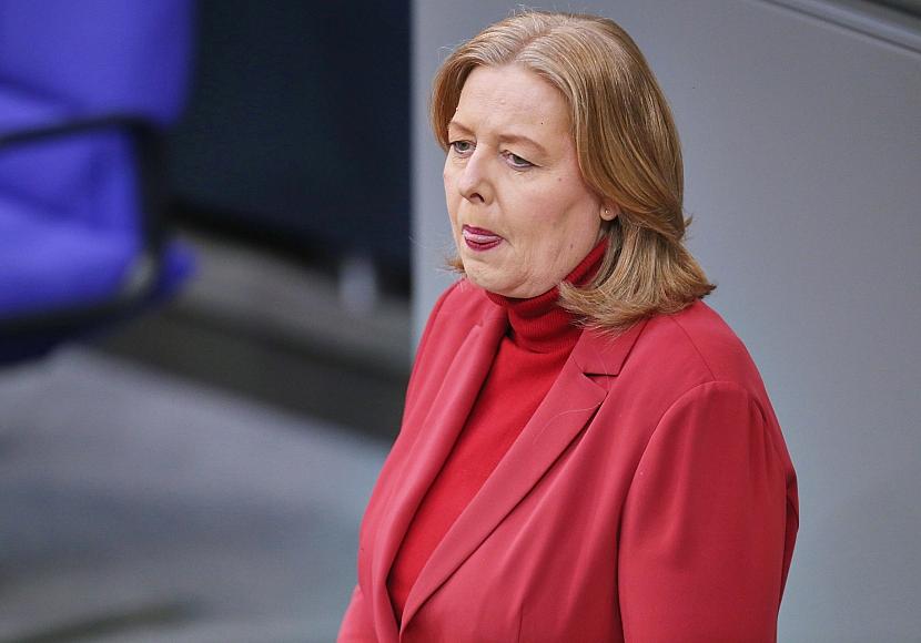 IG Metall stellt sich im Rentenstreit hinter Bas