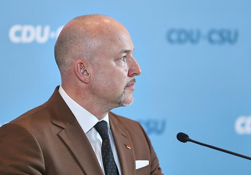 Union wirft AfD “Anti-Deutschland-Diplomatie” vor