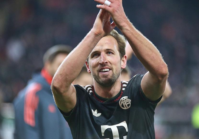 1. Bundesliga: Bayern feiern Kantersieg gegen Stuttgart