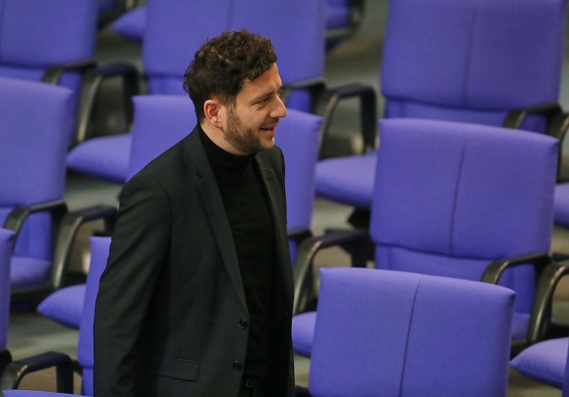 Banaszak pocht auf Nutzung von russischen Vermögen in der EU