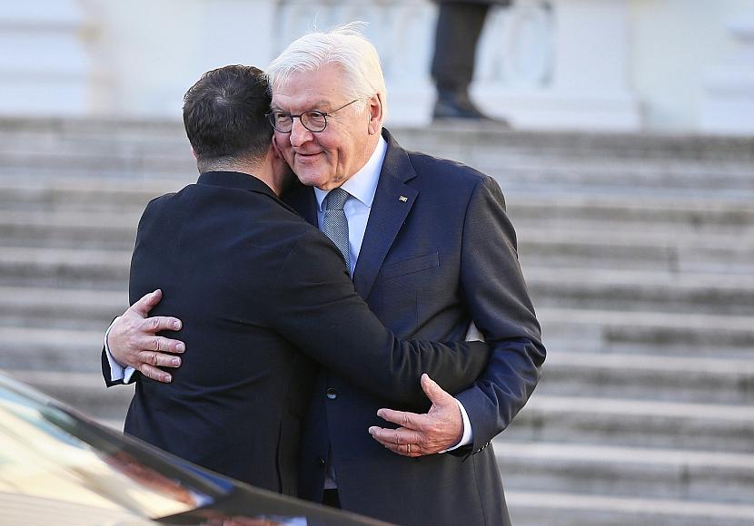 Selenskyj trifft Steinmeier – scharfe Sicherheitsvorkehrungen