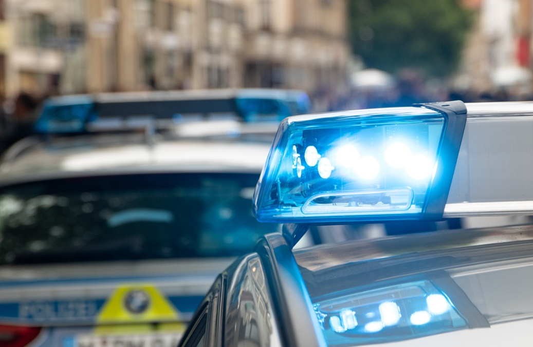 Blut lief die Wände hinunter – Brutale Tat mitten in Deutschland