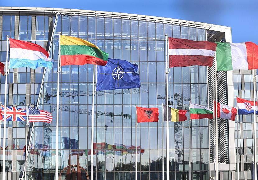 Bericht: Nato erwägt neue Mission in der Arktis