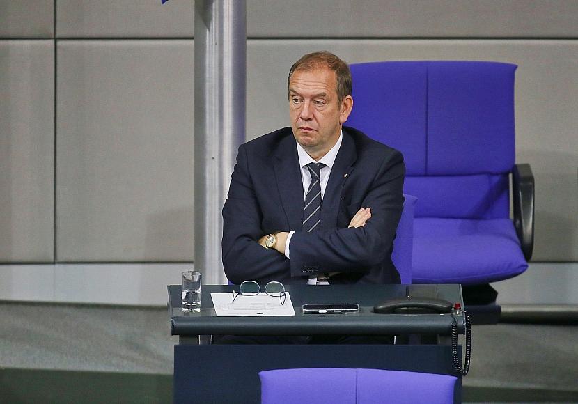 Wehrbeauftragter fordert schärfere Bundeswehr-Dienstaufsicht