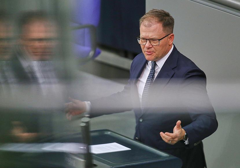 Grönland: Schneider warnt vor Ausbeutung von Rohstoffen