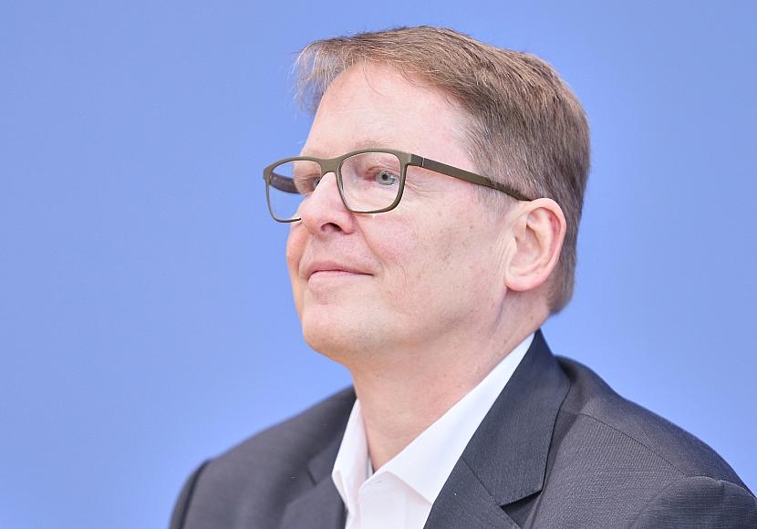 Nabu-Präsident für verpflichtenden Zivildienst