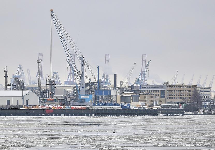 Euro bleibt führende Währung bei Exporten in Drittstaaten