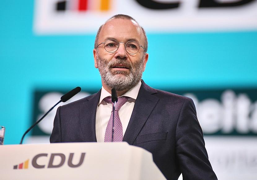 Schweitzer wirft EVP-Chef Weber „Tabubruch“ vor