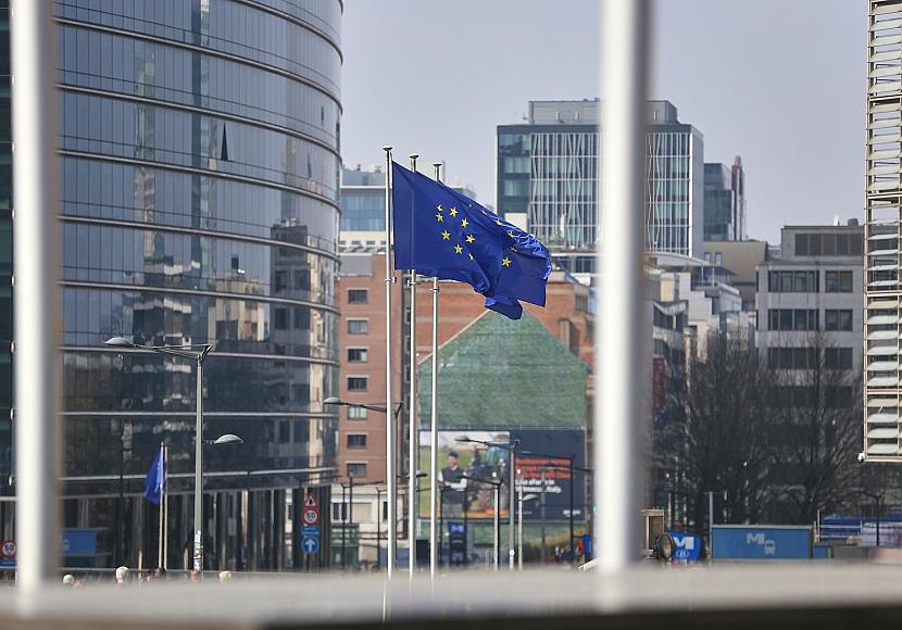 CDU/CSU-Entwurf: EU-Beitragszahlungen an Bürokratieabbau knüpfen