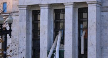 US-Notenbank lässt Leitzins unverändert – und wird vorsichtiger