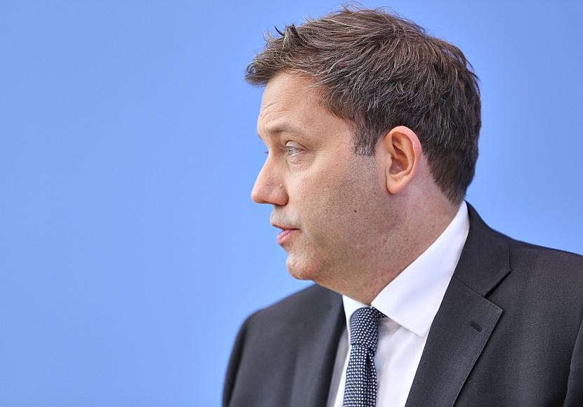 SPD-Wirtschaftsforum verlangt von Klingbeil konkrete Einsparungen