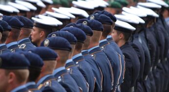 Pistorius verbannt private Handys aus Bundeswehr-Dienststellen