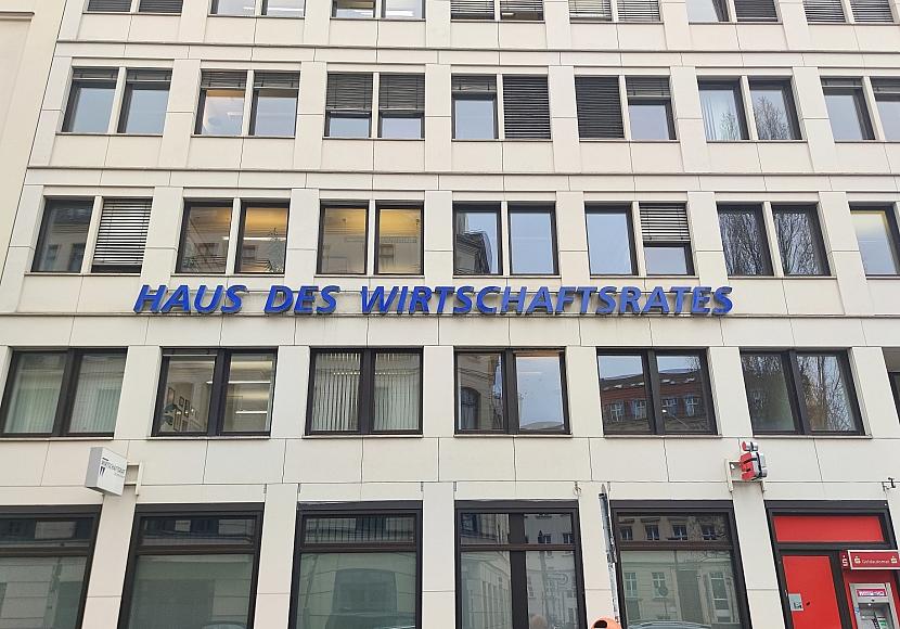CDU-Wirtschaftsrat will Beamtenpensionen kürzen