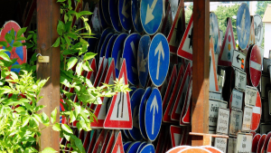 Deutscher Schilderwald wird reduziert