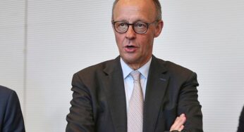 Buhrufe und Gelächter bei Merz-Rede auf DGB-Kongress