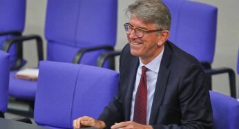 Wolfram Weimer outet sich als langjähriger ESC-Fan