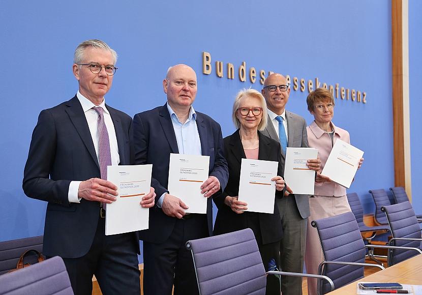 Wirtschaftsweise kappen Konjunkturprognose