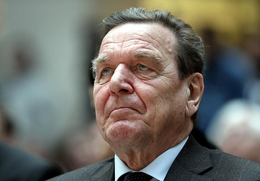 SPD-Außenpolitiker offen für Putin-Vorschlag zu Schröder