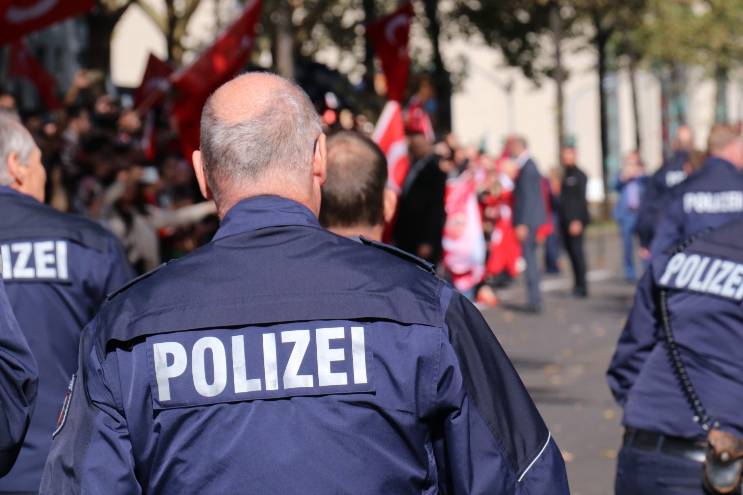 Geiselnahme in Bankfiliale: Neue, brenzlige Entwicklungen