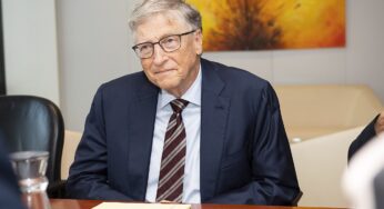 Paukenschlag: Bill Gates spricht offen von Erpressung