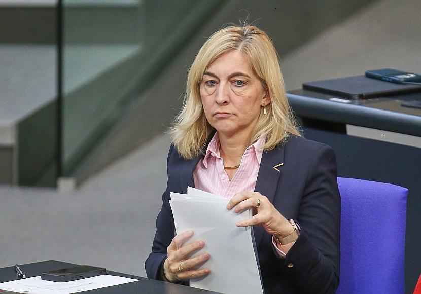 Patientenschützer kritisieren Warkens Pflegereform