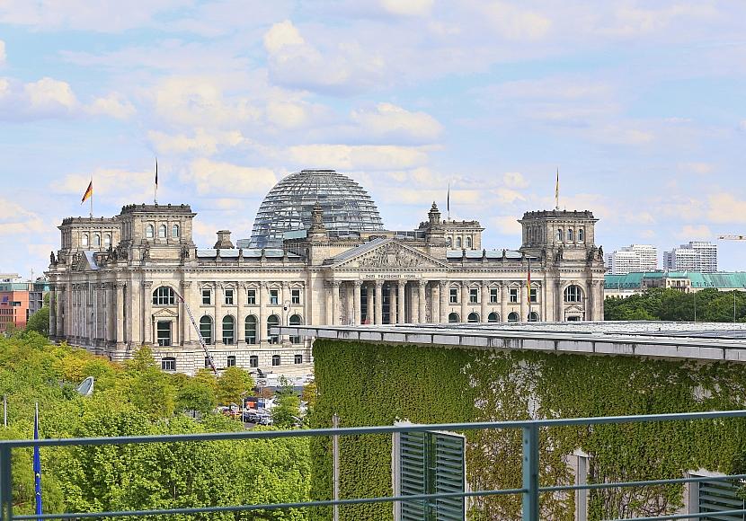 Familienunternehmer fordern Wegfall der Sommerpause