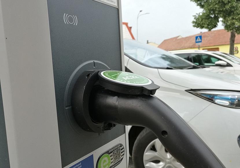 Autohändler: E-Auto-Prämie fließt vor allem nach China