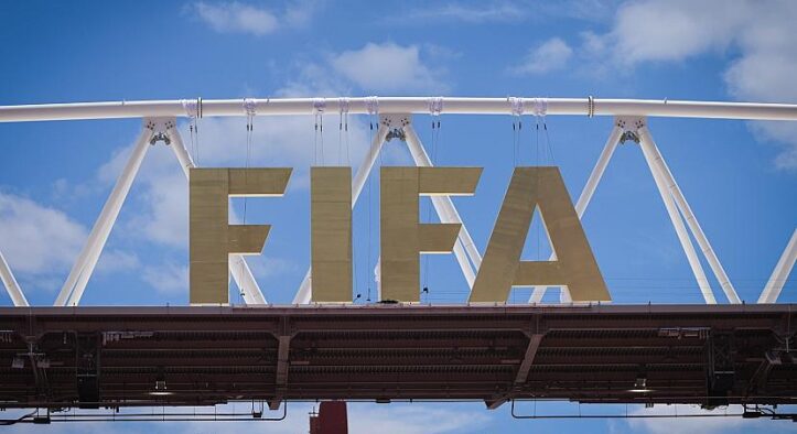 Fußball-WM: Argentinien dominiert Algerien dank Messis Dreierpack