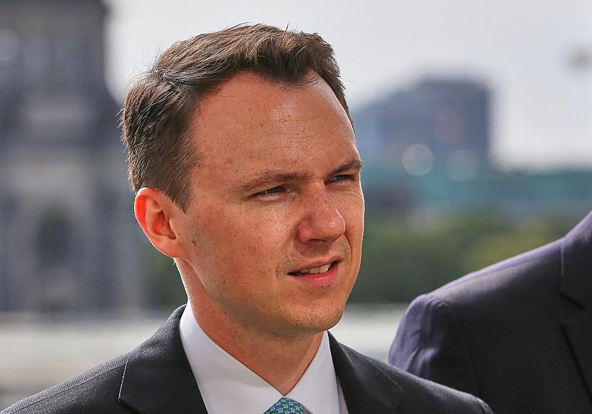 Reddig verteidigt Rentenpläne gegen Kritik von Schwesig