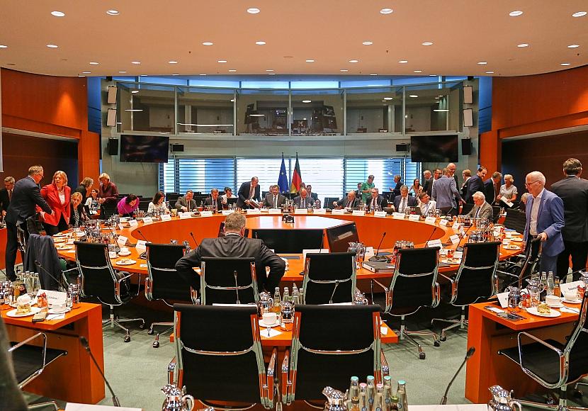 Bund und Länder beschließen Maßnahmen zur „Staatsmodernisierung“