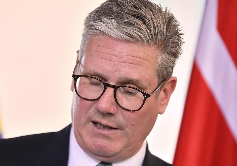 Großbritanniens Premier Starmer kündigt Rücktritt an