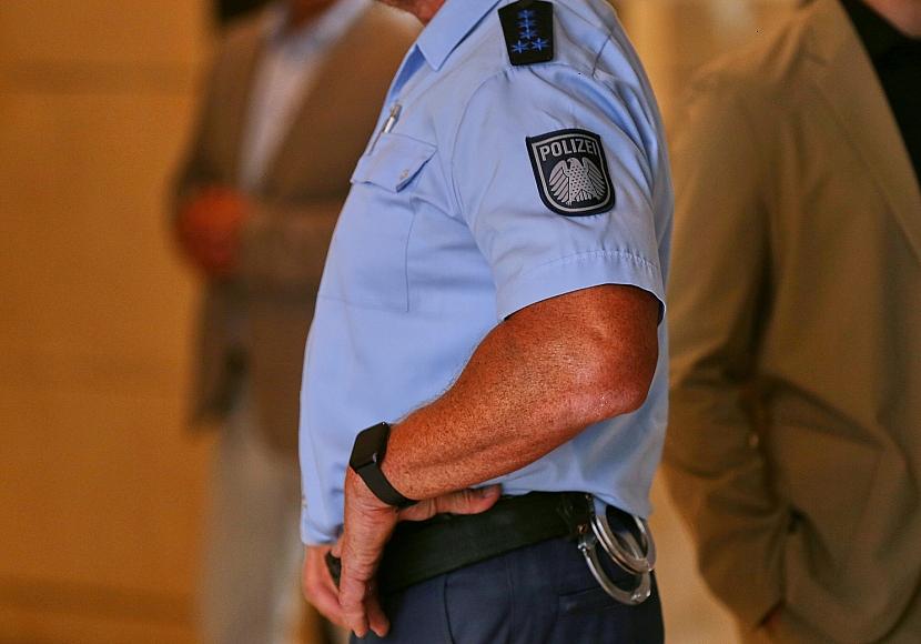 Im letzten Jahr 385 Straftaten im Bundestag