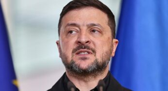 Selenskyj meldet Angriffe auf Ölanlagen bei St. Petersburg