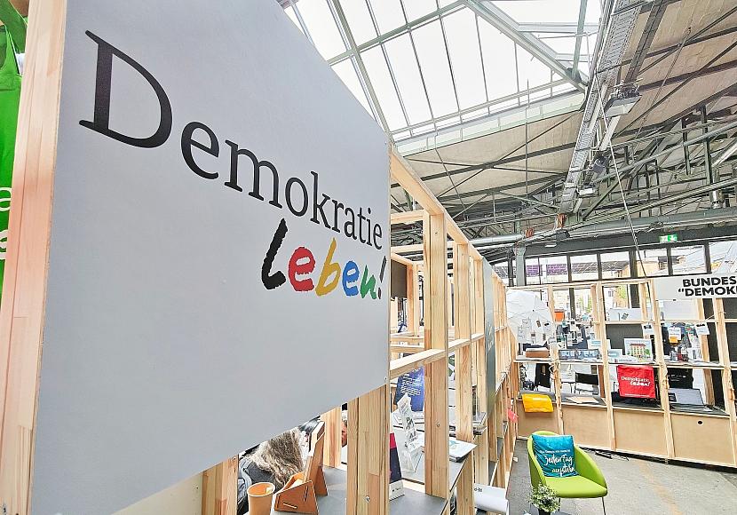 Amadeu-Antonio-Stiftung kritisiert „Demokratie leben“-Reform