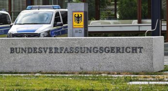 Volker Beck legt Verfassungsbeschwerde in Mordprozess ein