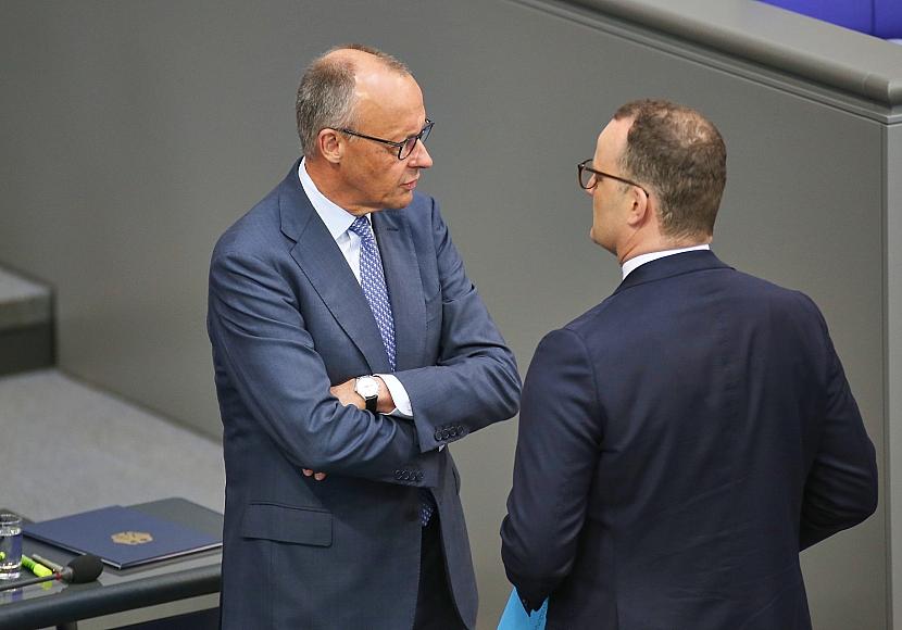 Spahn-Rücktritt: Merz will Nachfolge vor Urlaubszeit klären