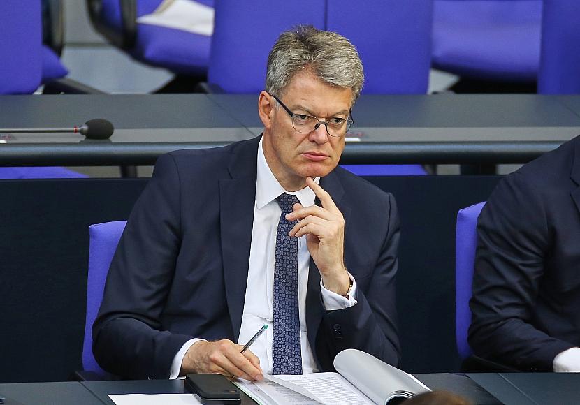 Unruhe in CDU wegen geplanter Entlassung Schnieders
